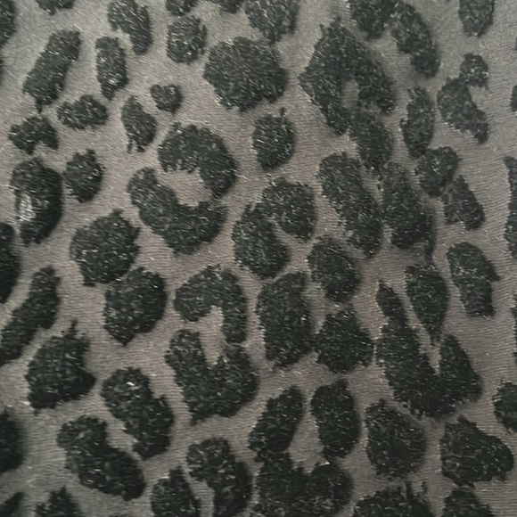 Torrid Size 1 Pixie Pant (Black/Velvet Leopard) - Picture 3 of 4